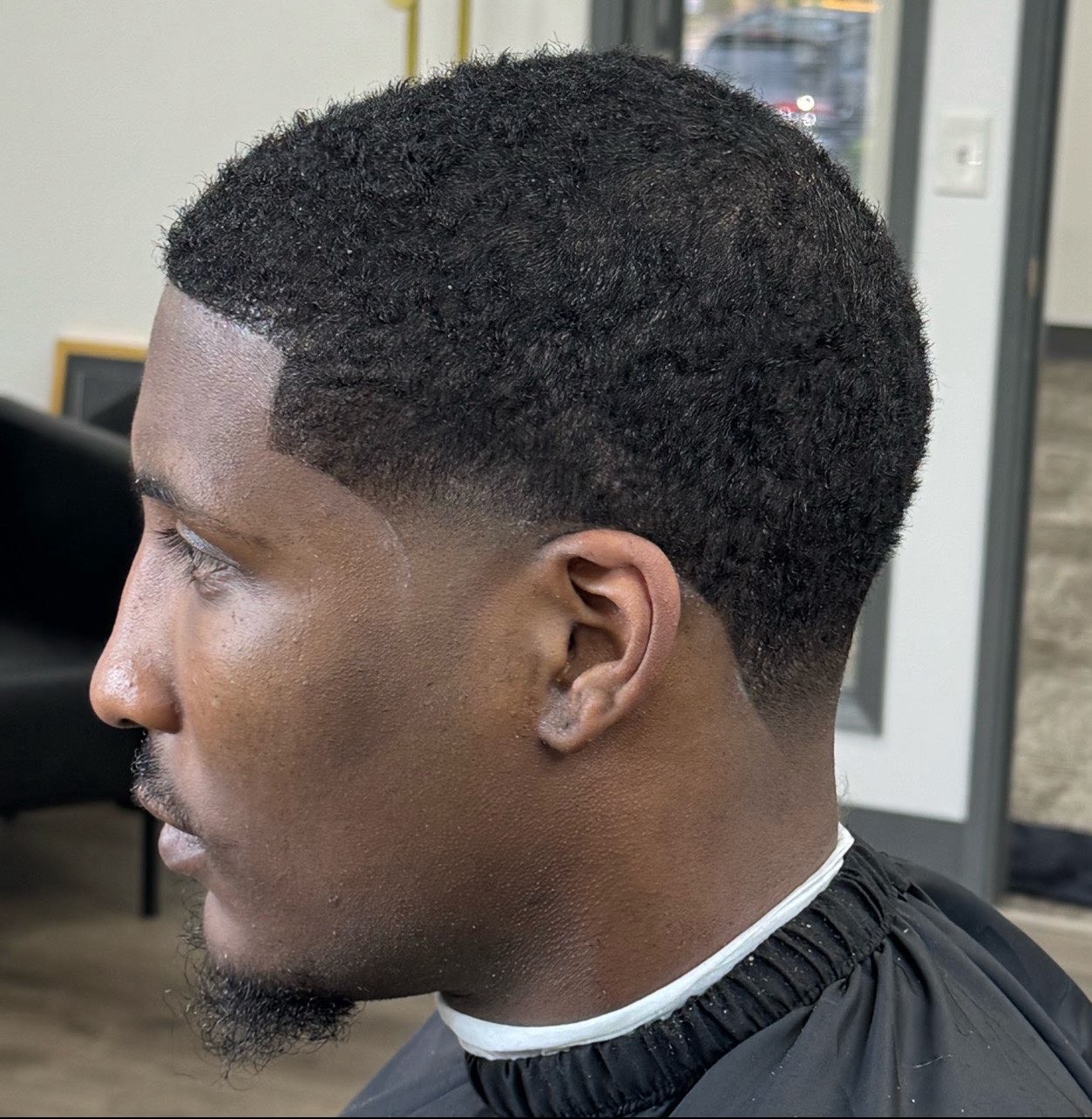 Clean low taper with crisp lineup